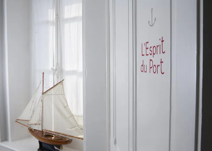 Apartment Vue Port-en-Bessin-Huppain