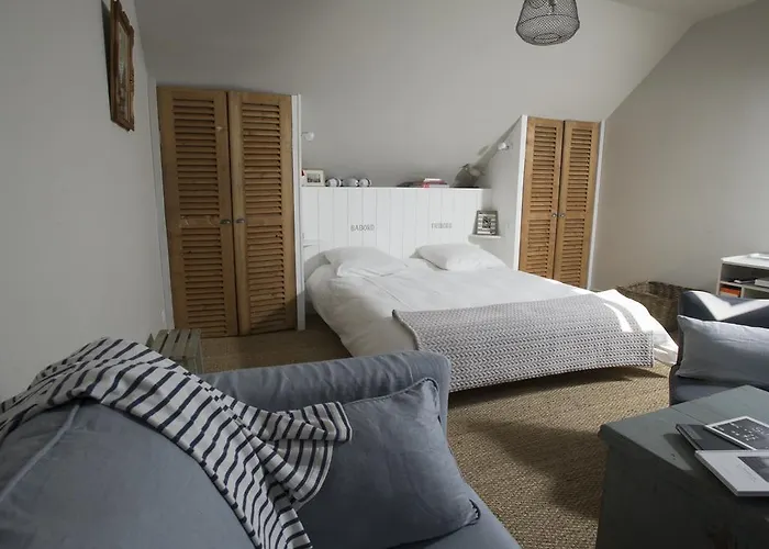 Vue * Port-en-Bessin-Huppain